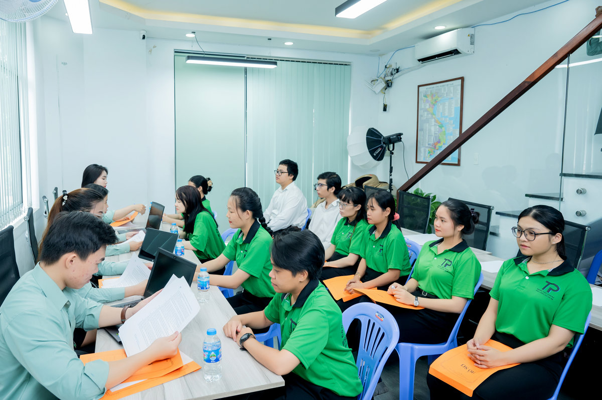 Tình hình lao động nữ