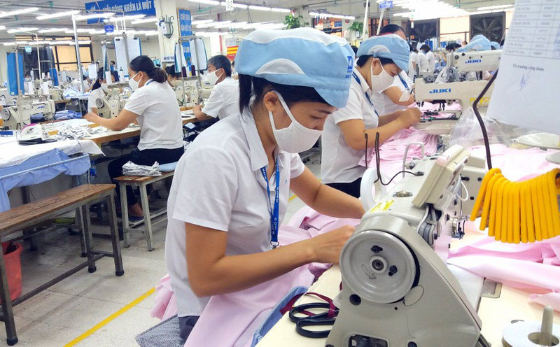 Con người lao động tạo ra các giá trị kinh tế - xã hội