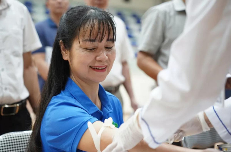 Thực hiện tổ chức khám sức khỏe theo Luật An toàn vệ sinh lao động 2015
