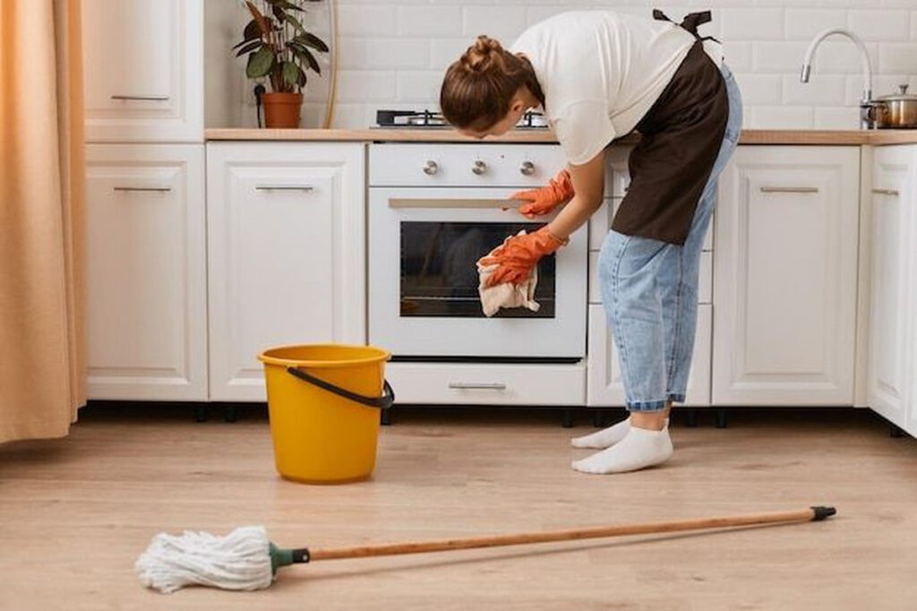 Dịch vụ vệ sinh nhà cửa tại Đà Nẵng đảm bảo mang lại không gian sạch sẽ cho nhà bạn