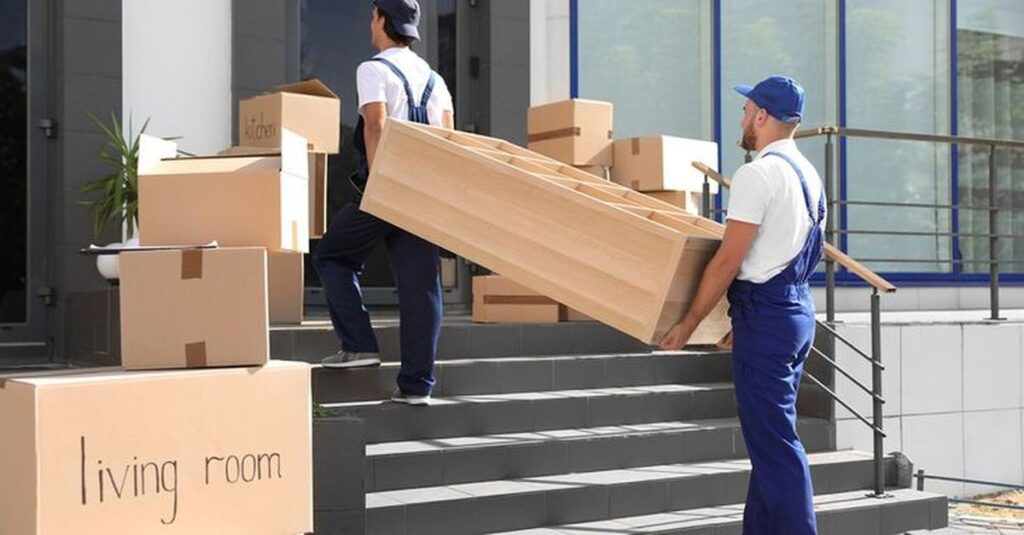 Khách hàng sẽ kiểm tra lại toàn bộ tài sản và ký xác nhận đã bàn giao đầy đủ