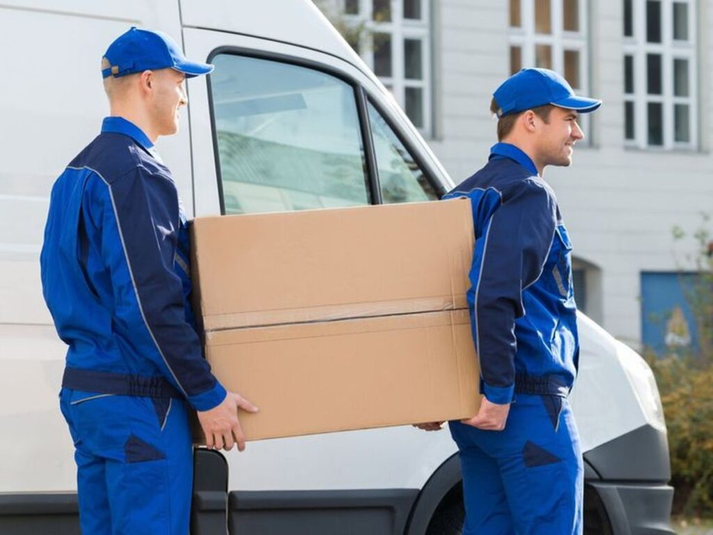 Nhân viên không chỉ giỏi nghiệp vụ mà còn thân thiện, hỗ trợ khách hàng chu đáo