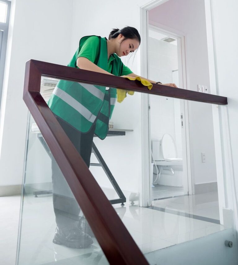 Dịch vụ vệ sinh Thủ Đức giá rẻ, chuyên nghiệp