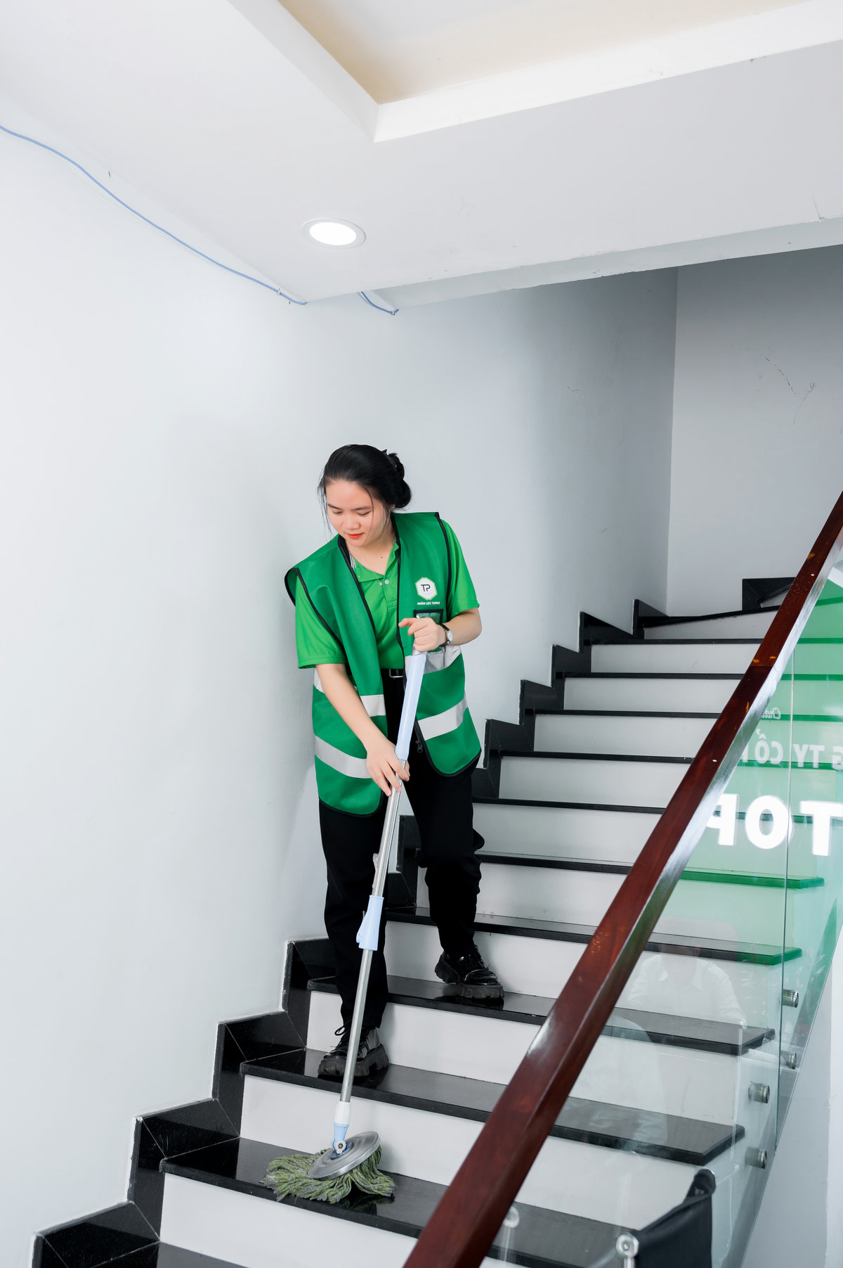 Dịch vụ vệ sinh công nghiệp Hà Tĩnh