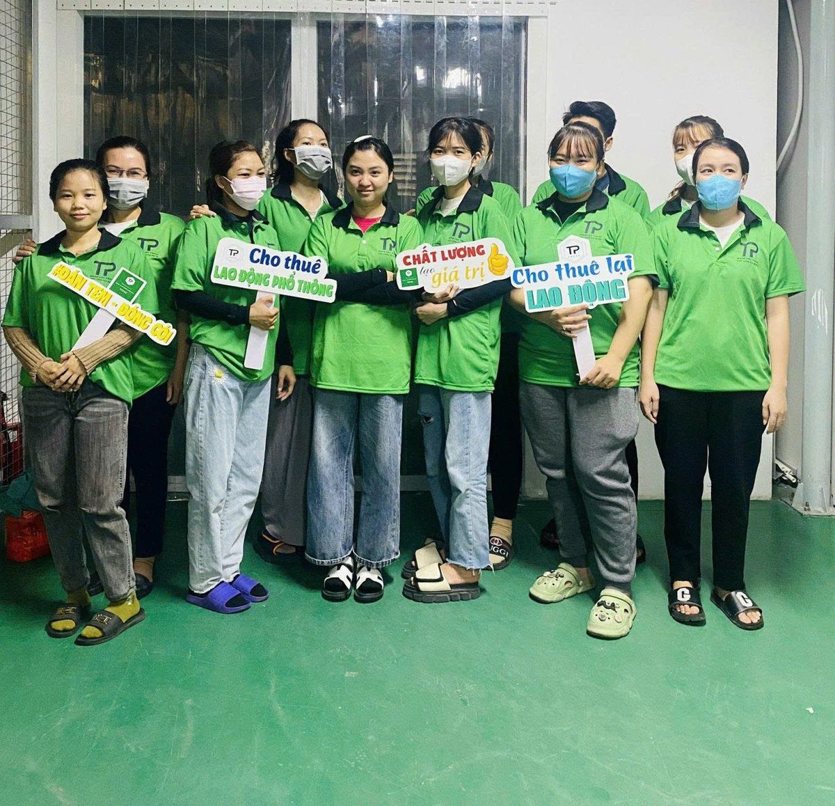 Lợi ích khi sử dụng dịch vụ vệ sinh công nghiệp Bình Tân 