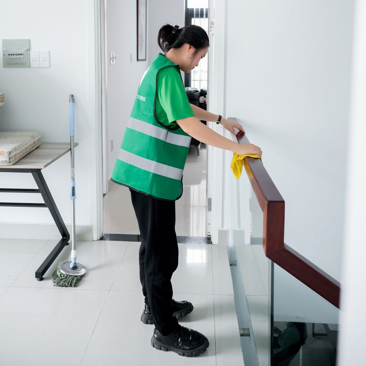 Thực hiện dịch vụ vệ sinh công nghiệp Bến Tre