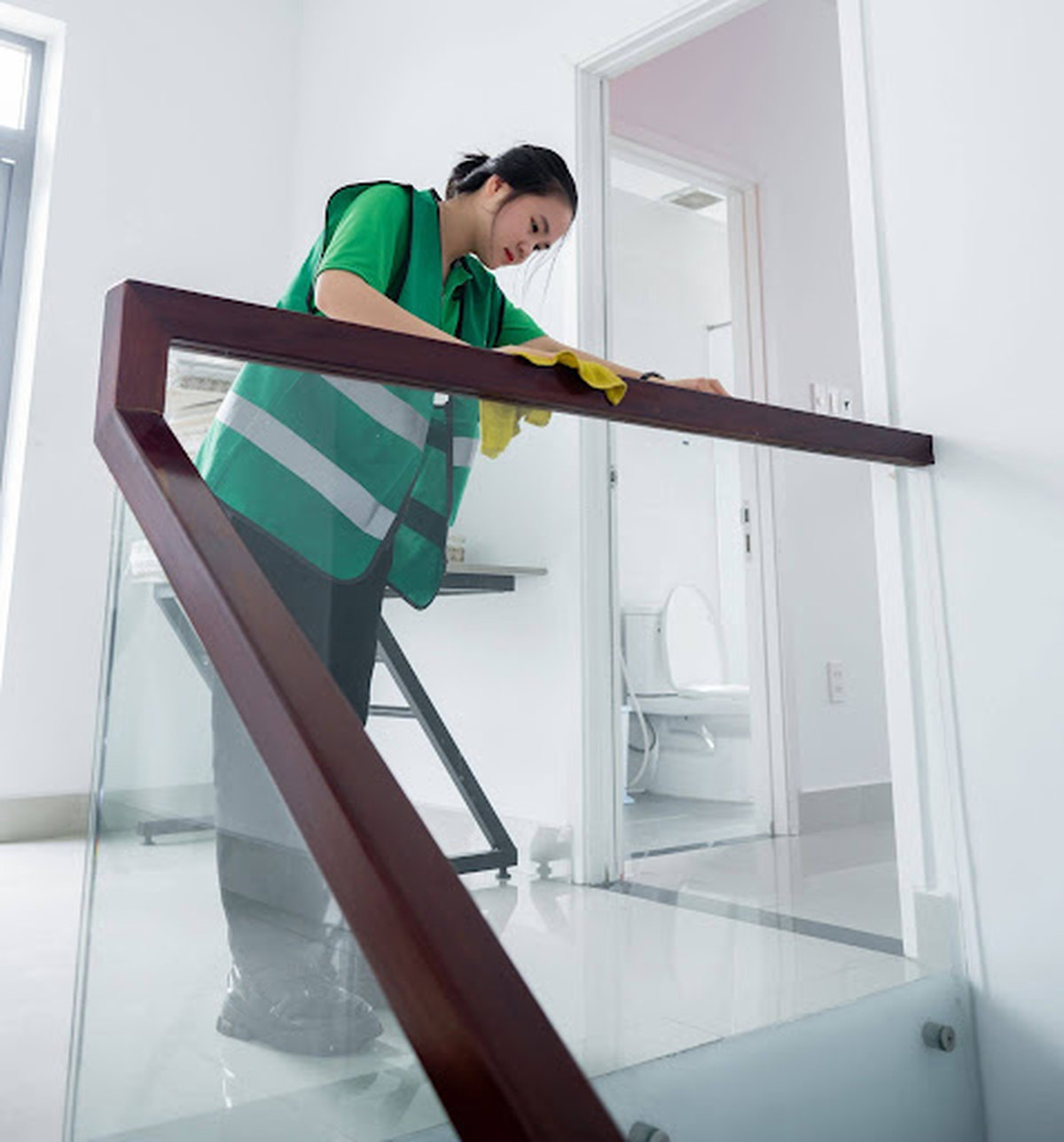 Vệ sinh công nghiệp Bình Dương an toàn