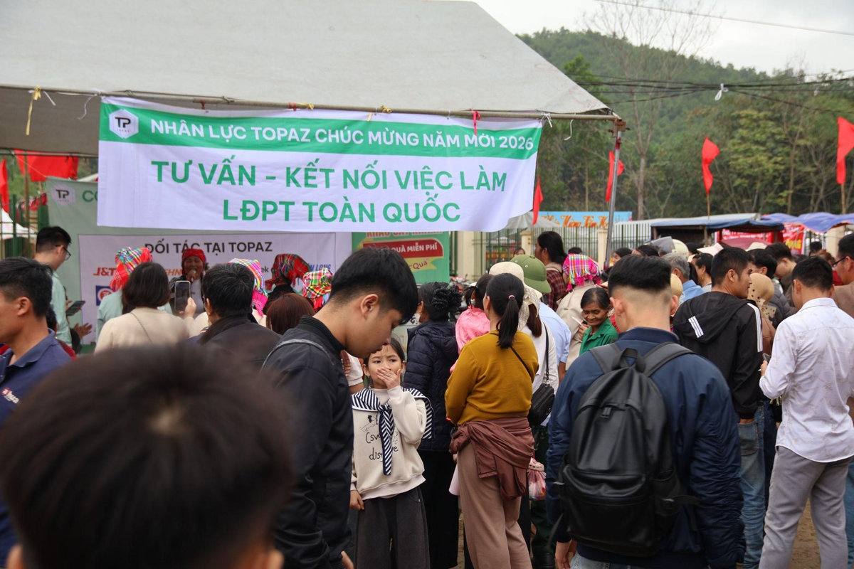 Cận cảnh gian hàng Topaz tại hội chợ Hòa Bình 02/2026 - Phú Thọ